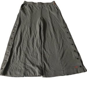 Peace Love World Petite Side Snap Pants